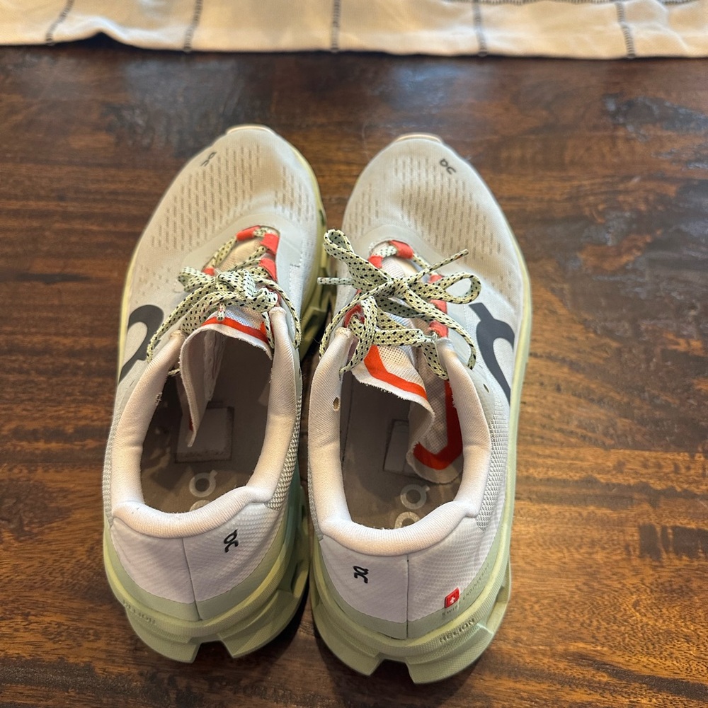Oncloud women’s sneakers